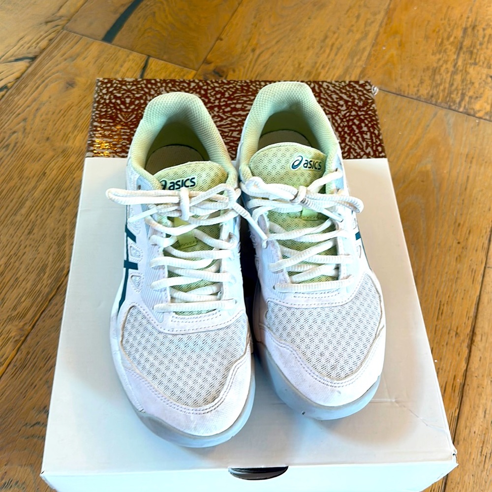 ASICS Gel-Task Mt 3 1072A081-101, Womens volleyball shoes, white, barely worn